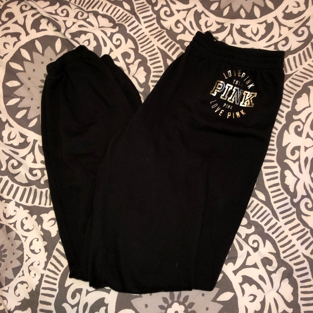 VS crop sweats